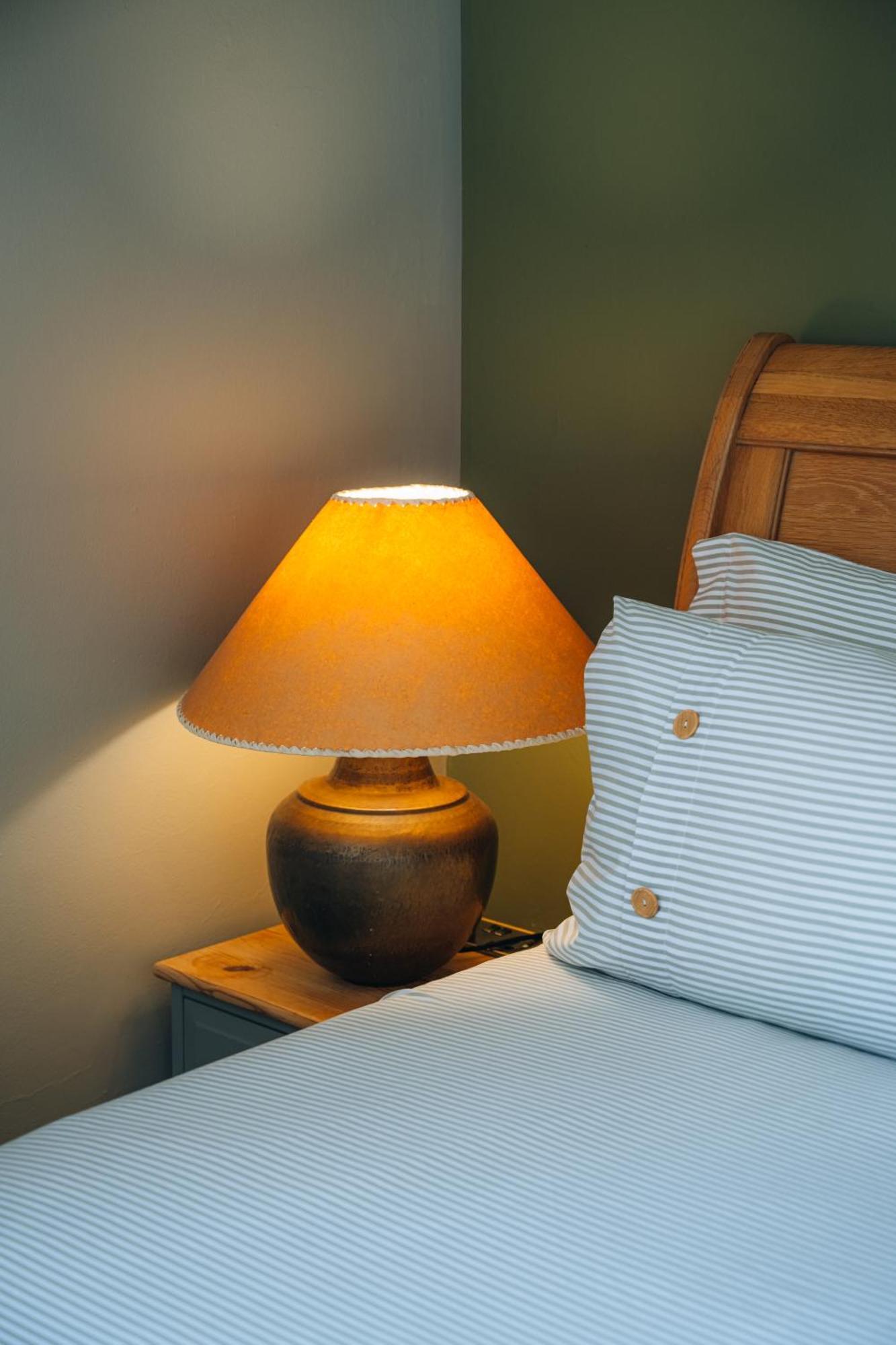The Hideaway - Stratford Upon Avon - Central - Free Offstreet Parking - 2 Bedroom Luxury Apartment エクステリア 写真